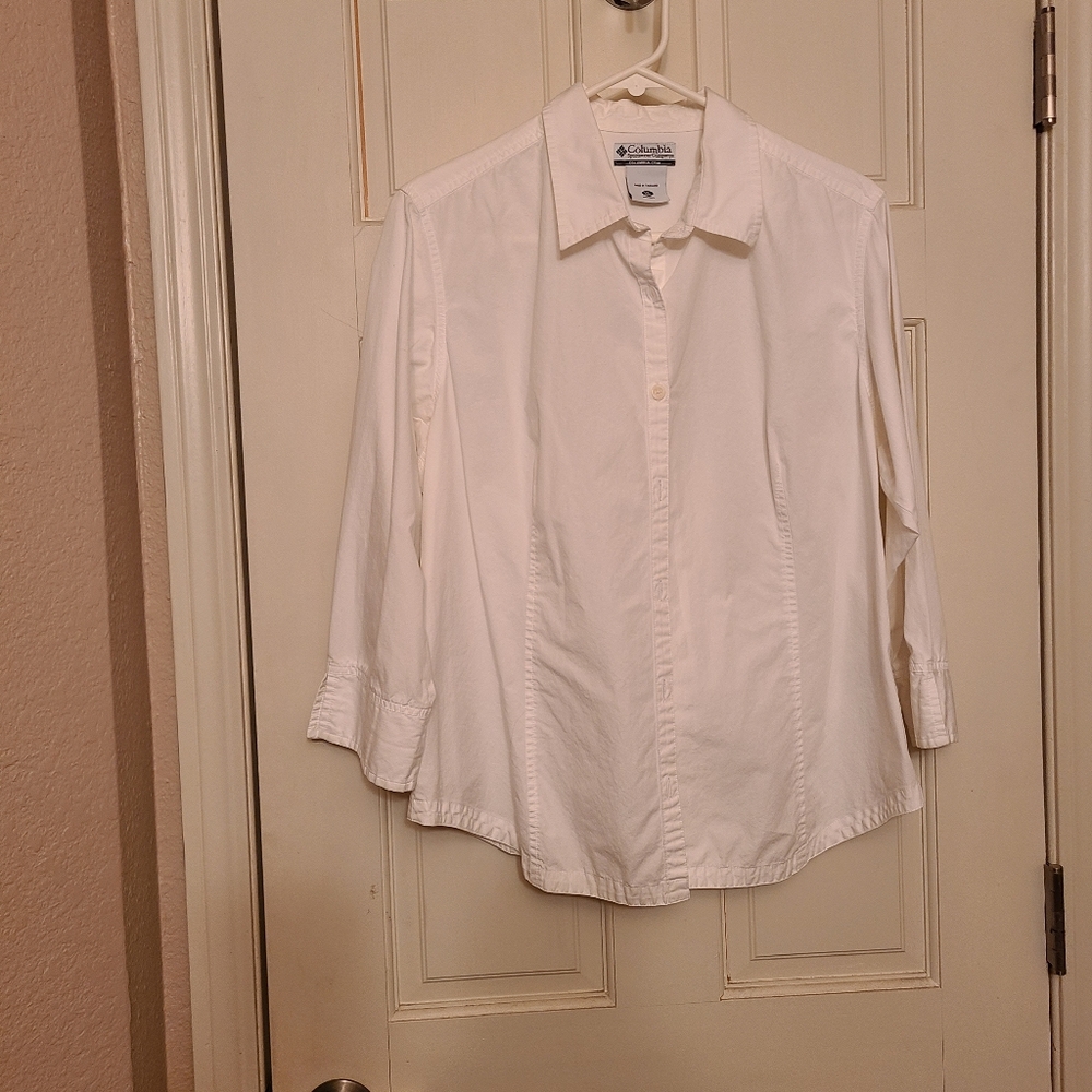Columbia Women's XL White Blouse